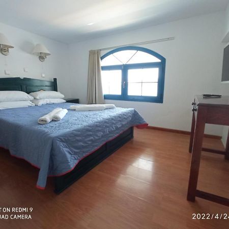 Blue Sky Aparts Livadia  외부 사진