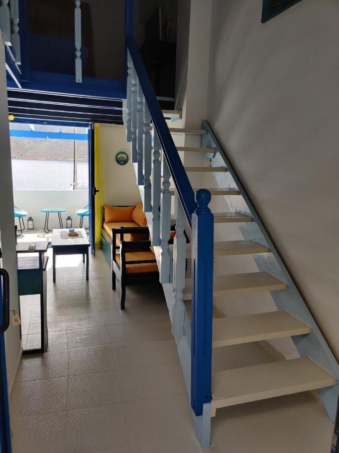 Blue Sky Aparts Livadia  외부 사진