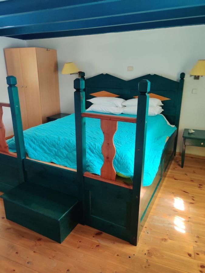 Blue Sky Aparts Livadia  외부 사진