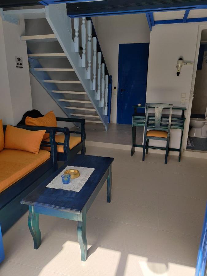 Blue Sky Aparts Livadia  외부 사진